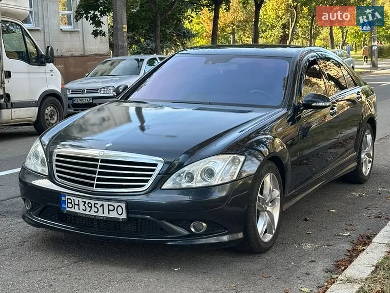 Mercedes-Benz S-Class 2006