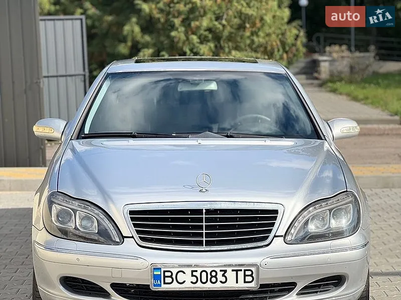 Mercedes-Benz S-Class