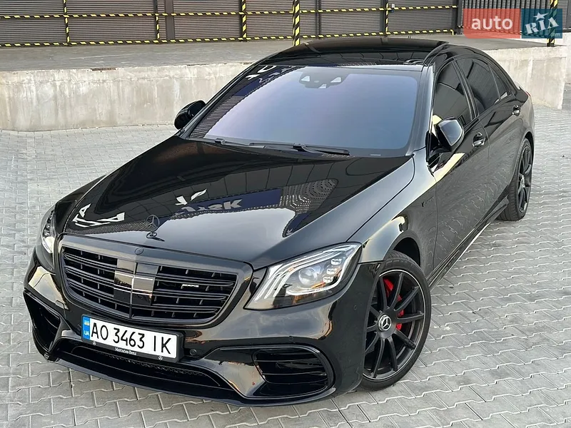Mercedes-Benz S-Class