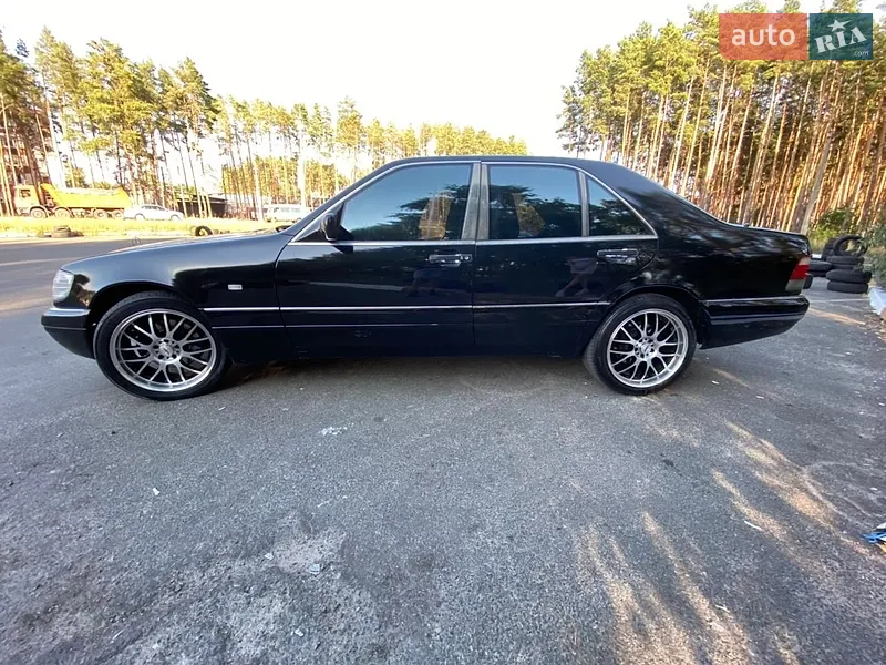 Mercedes-Benz S-Class 1995