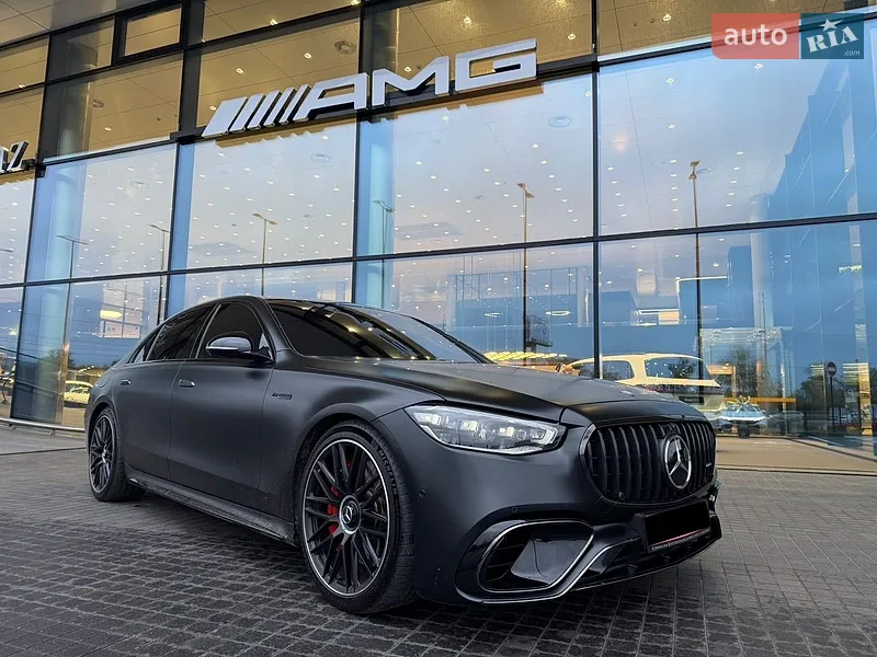 Mercedes-Benz S-Class