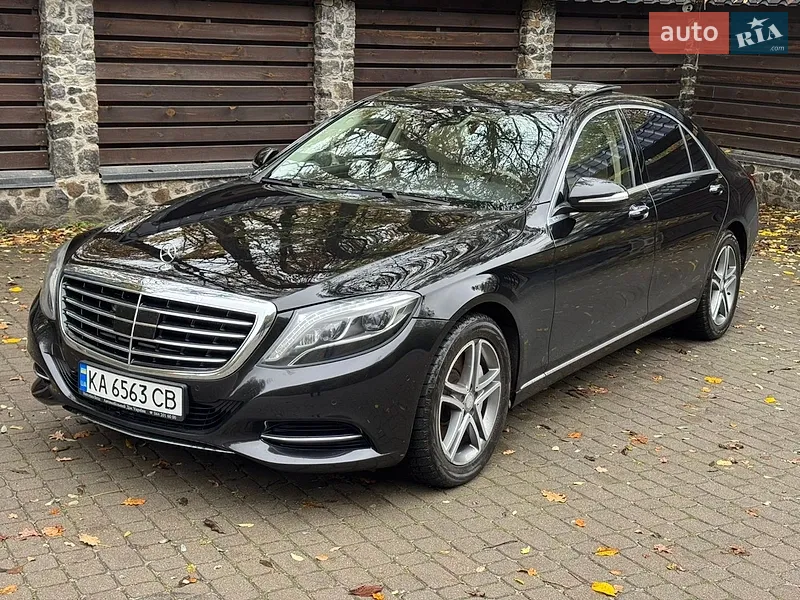 Mercedes-Benz S-Class