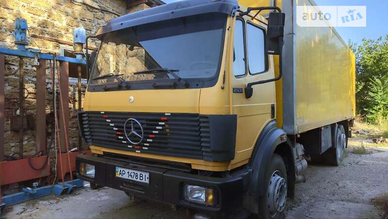 Грузовой фургон Mercedes-Benz SK-Series