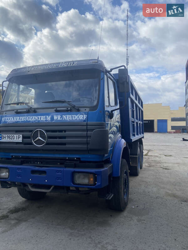 Самоскид Mercedes-Benz SK-Series