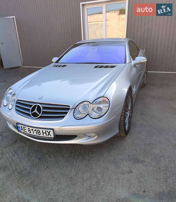 Mercedes-Benz SL-Class