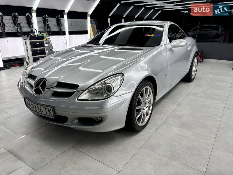 Mercedes-Benz SLK-Class