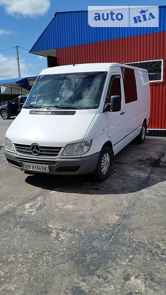 Грузопассажирский фургон Mercedes-Benz Sprinter