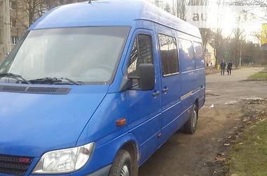 Mercedes-Benz Sprinter 2 2004