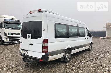 Mercedes-Benz Sprinter 22-міст 2011