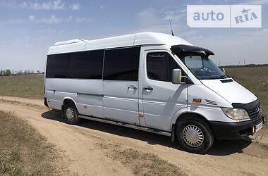 Mercedes-Benz Sprinter  2002