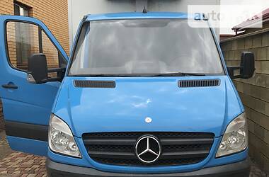 Mercedes-Benz Sprinter  2012