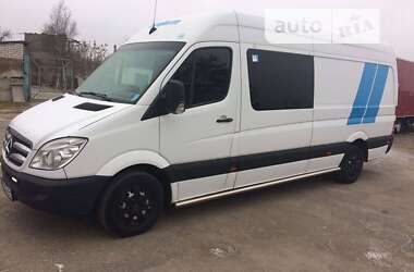 Mercedes-Benz Sprinter  2011