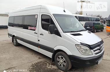 Mercedes-Benz Sprinter  2013