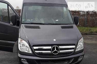 Mercedes-Benz Sprinter  2011