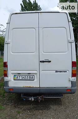 Mercedes-Benz Sprinter  2000