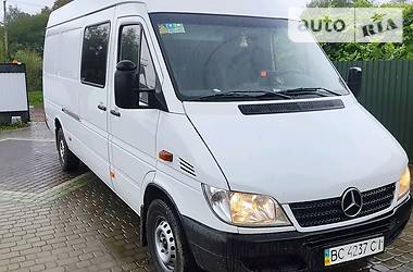 Mercedes-Benz Sprinter  2002