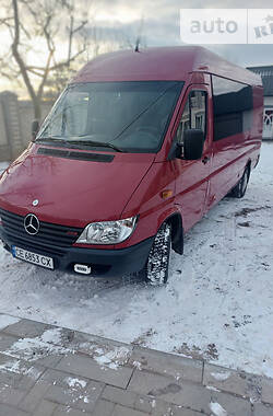 Mercedes-Benz Sprinter  2002