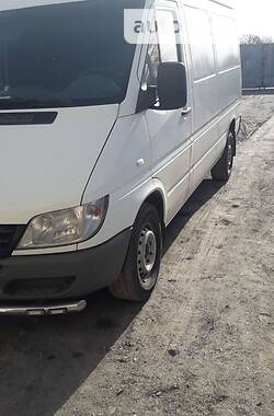 Mercedes-Benz Sprinter  2004