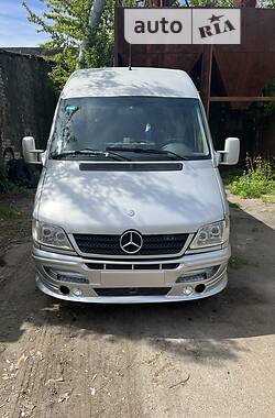 Mercedes-Benz Sprinter  2005