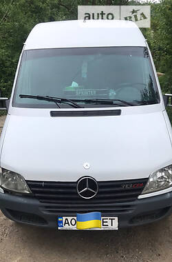 Mercedes-Benz Sprinter  2004