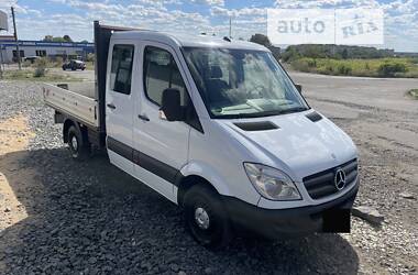 Mercedes-Benz Sprinter  2011