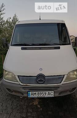 Mercedes-Benz Sprinter  2005