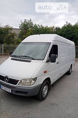 Mercedes-Benz Sprinter  2004