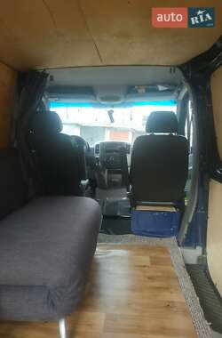 Mercedes-Benz Sprinter  2011
