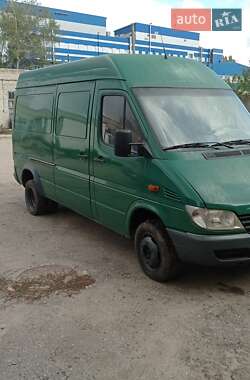 Mercedes-Benz Sprinter  2005