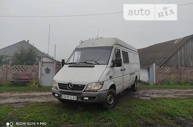 Mercedes-Benz Sprinter  2004