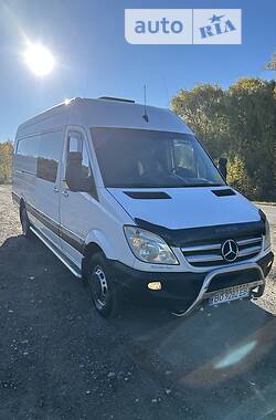 Mercedes-Benz Sprinter  2011