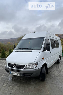 Mercedes-Benz Sprinter  2005