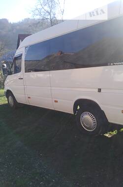 Mercedes-Benz Sprinter  2005