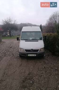 Mercedes-Benz Sprinter 2005