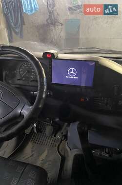 Mercedes-Benz Sprinter  1997