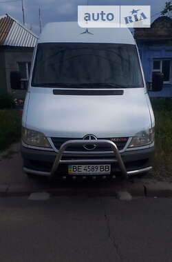 Mercedes-Benz Sprinter  2003