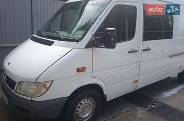 Mercedes-Benz Sprinter  2004