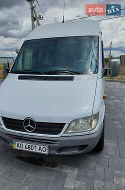 Mercedes-Benz Sprinter  2004