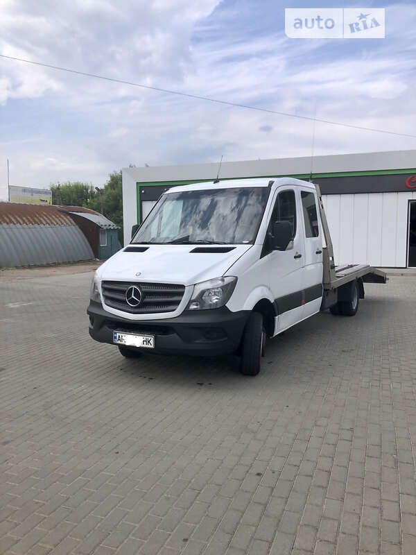 Евакуатор Mercedes-Benz Sprinter