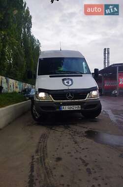 Mercedes-Benz Sprinter  2005