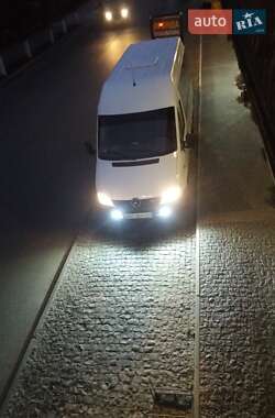 Mercedes-Benz Sprinter  2000