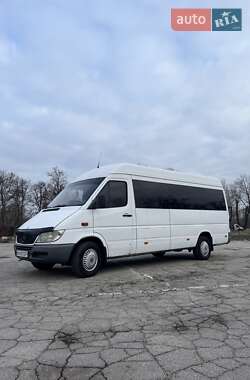 Mercedes-Benz Sprinter  2002