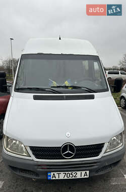 Mercedes-Benz Sprinter 2003