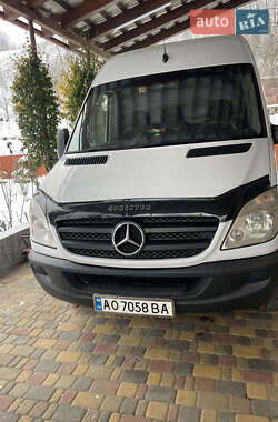Mercedes-Benz Sprinter  2013