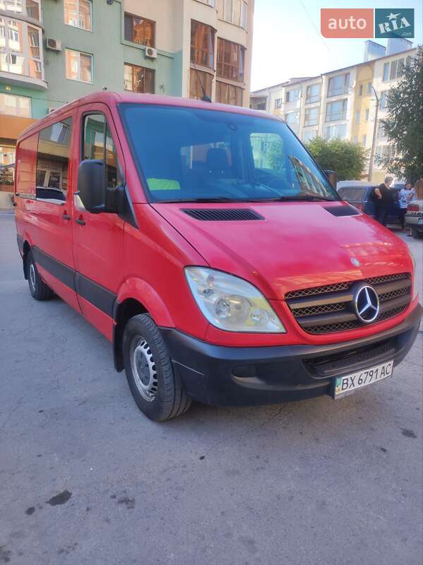 Автобуси Mercedes-Benz Sprinter
