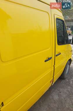 Mercedes-Benz Sprinter 2006