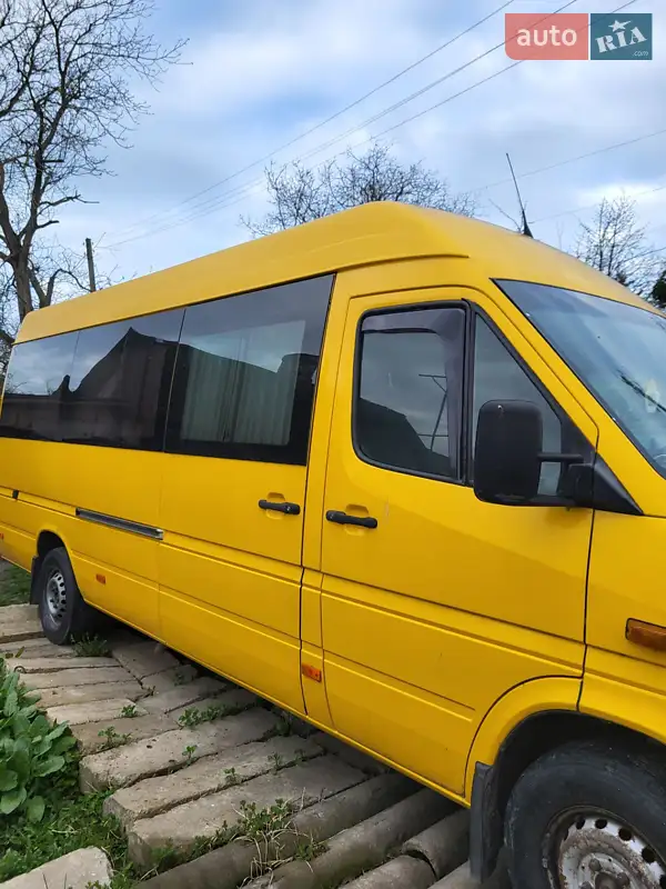 Mercedes-Benz Sprinter