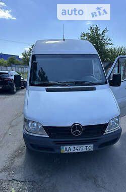 Mercedes-Benz Sprinter 2005