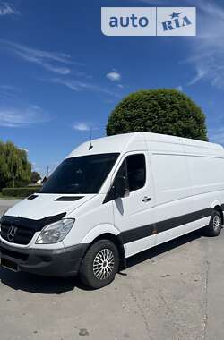 Mercedes-Benz Sprinter  2013