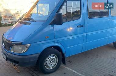 Mercedes-Benz Sprinter  2002